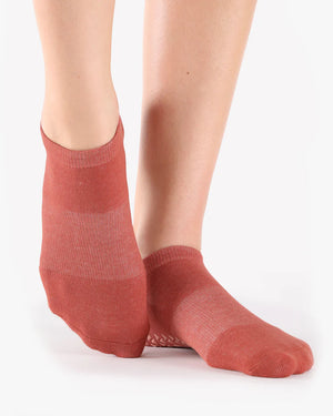 pointe studio chaussettes socks Aragon yoga pilates