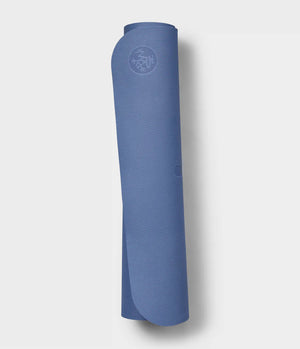 tapis yoga mat moon manduka begin