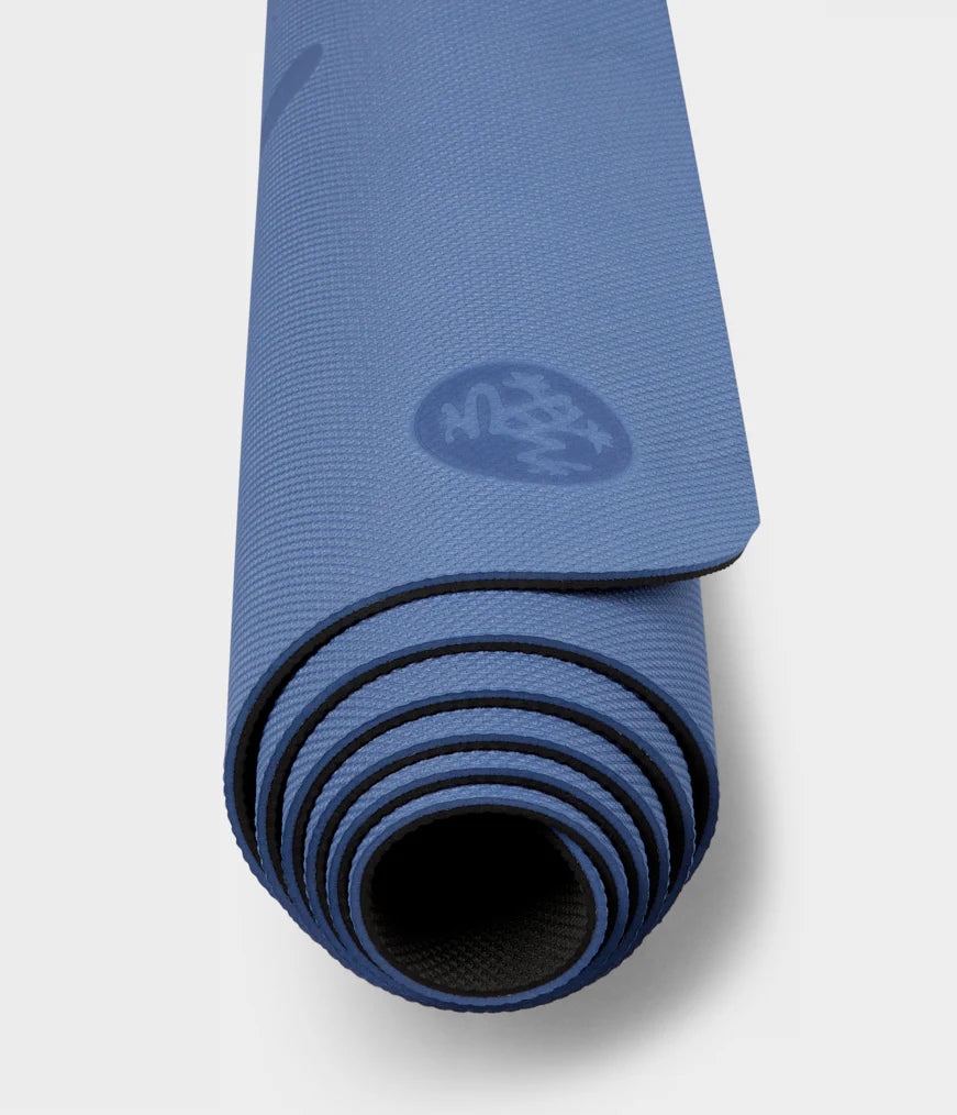 tapis yoga mat moon manduka begin
