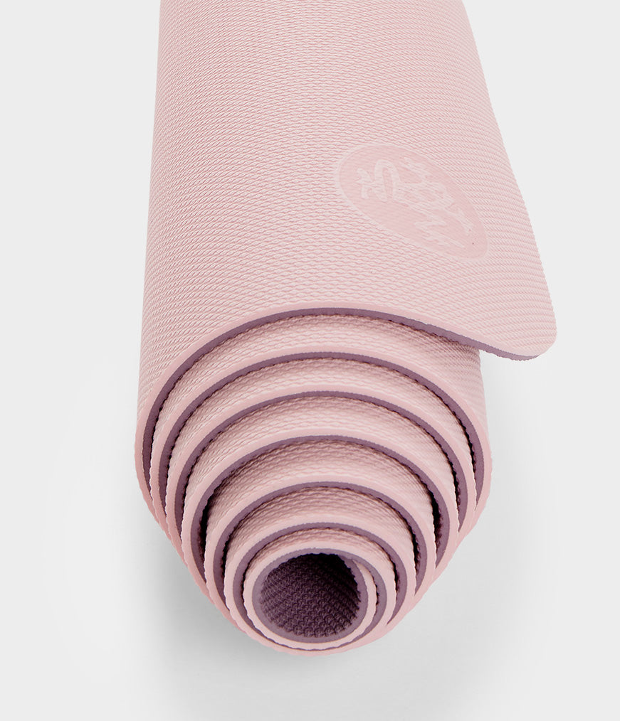 tapis yoga mat cherry manduka begin