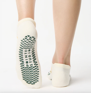 chaussettes anti dérapantes antidérapantes grip pilates socks pointe studio yoga