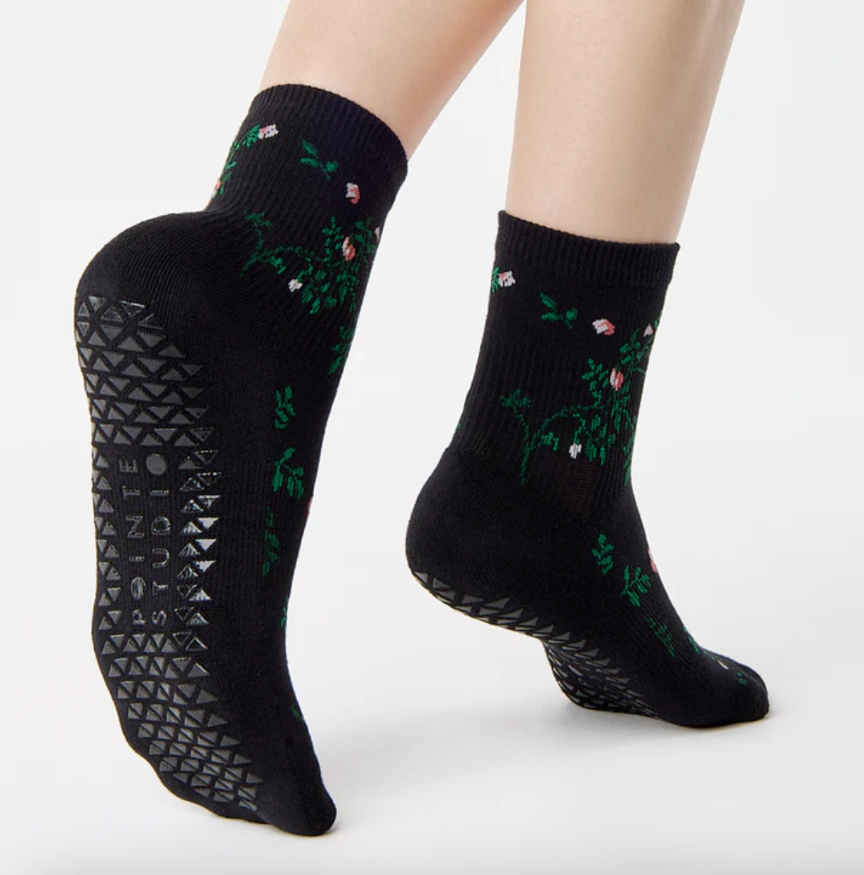 chaussettes anti dérapantes antidérapantes grip pilates socks pointe studio yoga