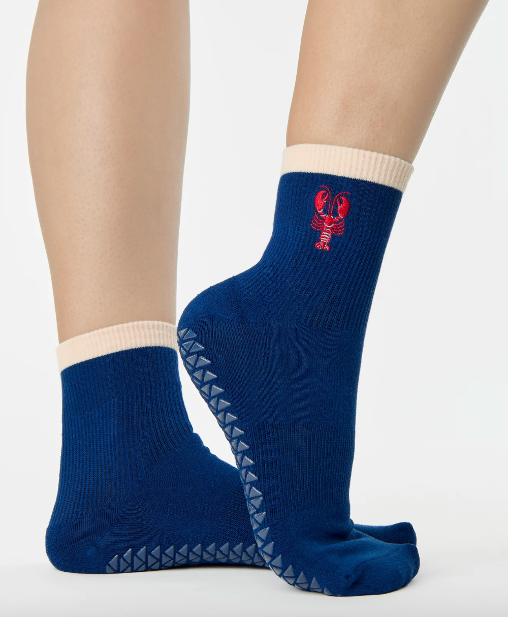 chaussettes socks grip antidérapantes pointe studio yoga pilates lobster catch bleu marine
