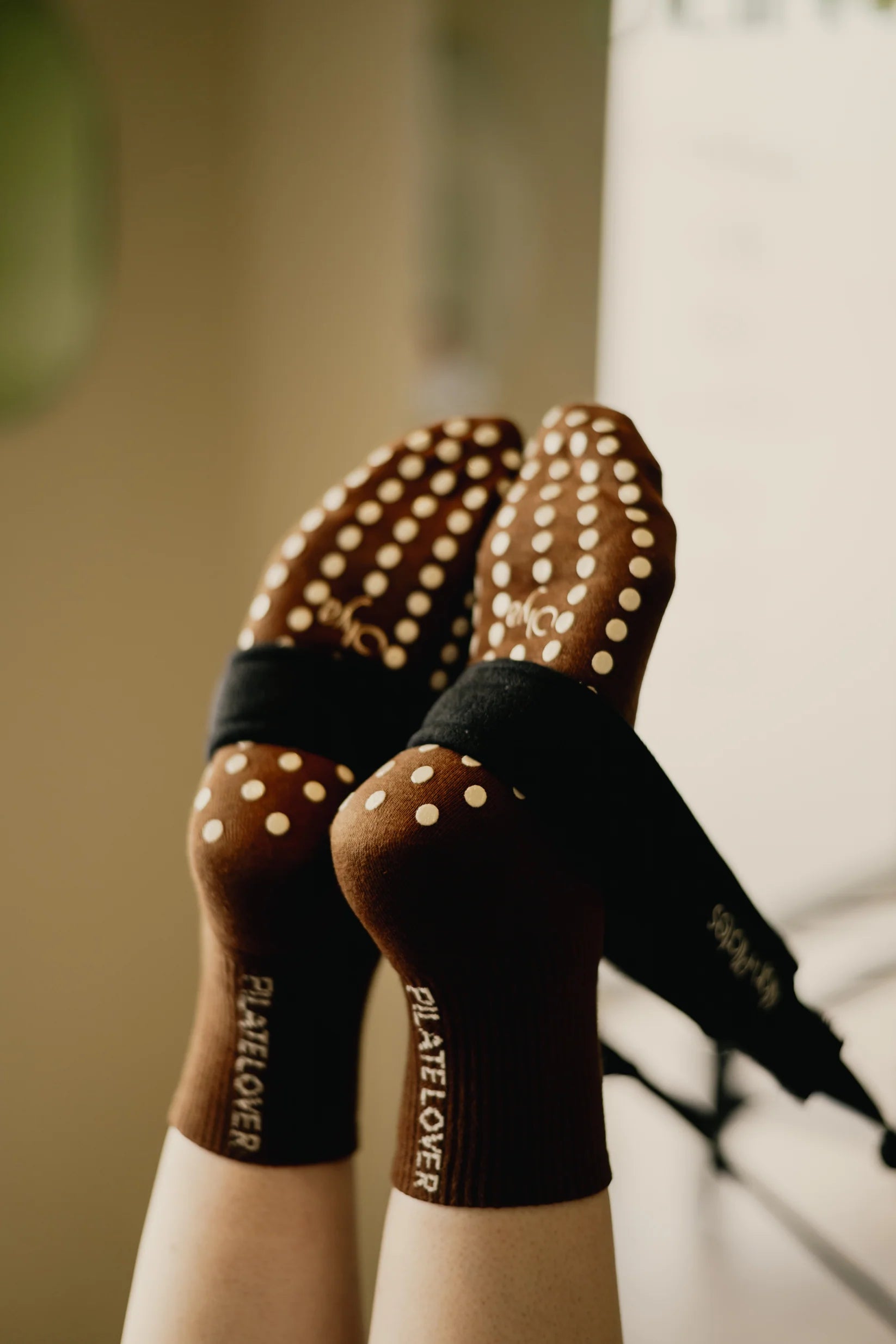 chaussettes antidérapantes olya grip socks pilates yoga olya