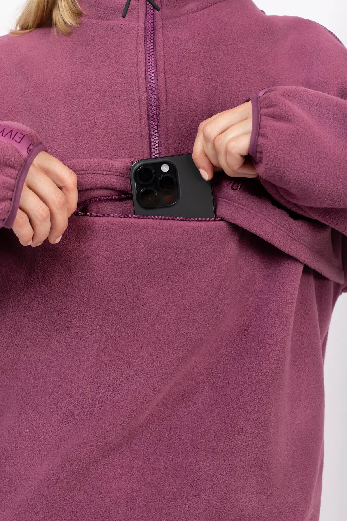 sweatshirt ball fleece polar polaire violet purple eivy